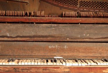 488 Free Broken Piano Loops, Shots, SFX & Textures by MusicRadar